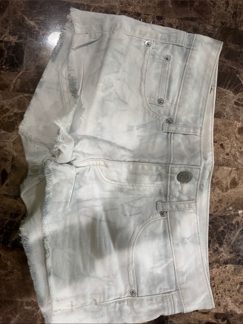 Women’s Light Wash Tie-Dye Denim Shorts - White/Grey